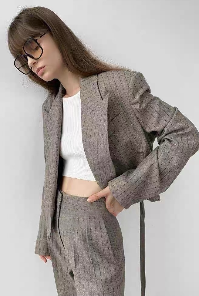 ストライプブレザー ワイドレッグパンツ ツーピースセット